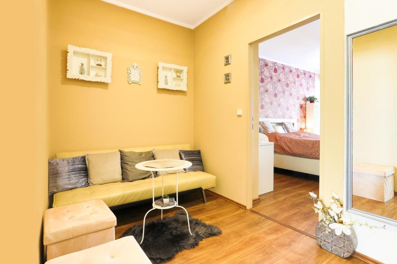 Apartment Carla Karlovy Vary Exterior foto